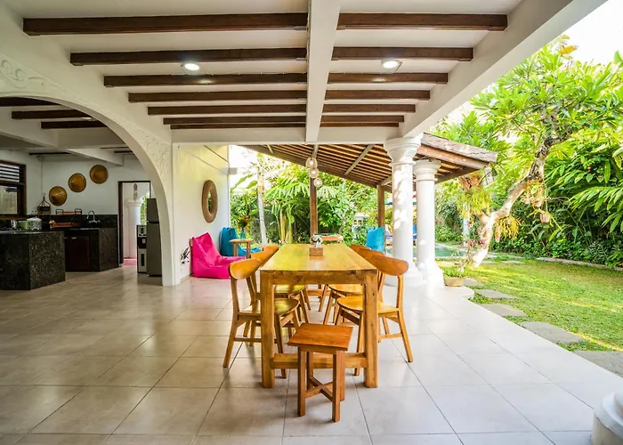 Villa Dream Near Seminyak Legian